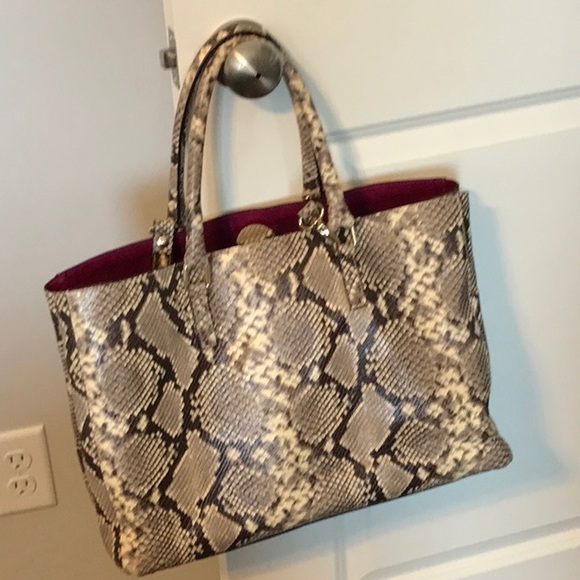 Alberta di Carlo Snake print Leather Tote. - Picture 5 of 5